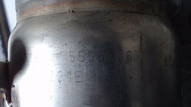 Foto: KATALYSATOR eines Opel Astra 1.9 CDTI Caravan DPF