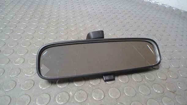 Foto: INNENSPIEGEL eines Daihatsu Sirion 1.0