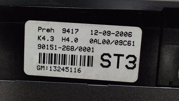 Foto: HEIZUNGSBETÄTIGUNG eines Opel Astra 1.9 CDTI Caravan DPF