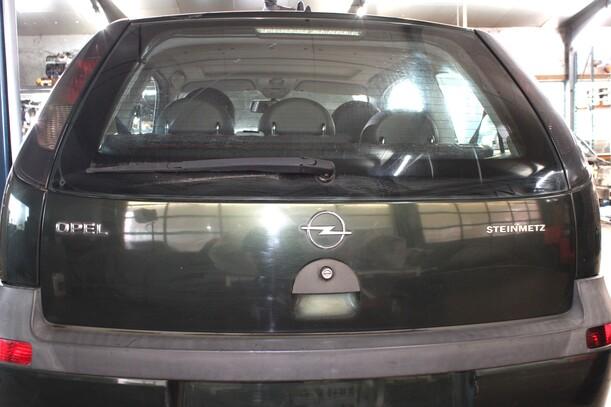 Foto: HECKKLAPPE/ HECKDECKEL ( LACKIERUNGSBEDÜRFTIG ) eines Opel Corsa 1.2 16V