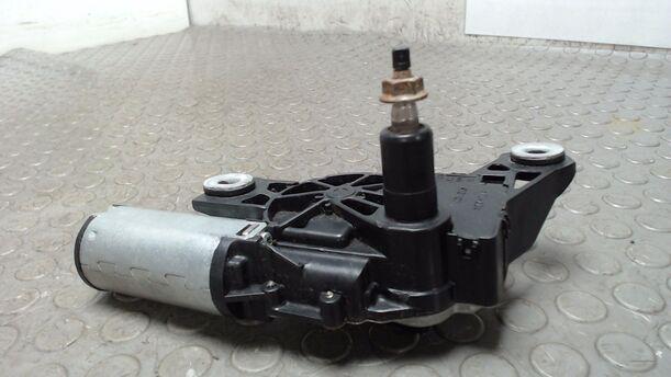 Foto: SCHEIBENWISCHERMOTOR HINTEN eines Audi A3 1.6