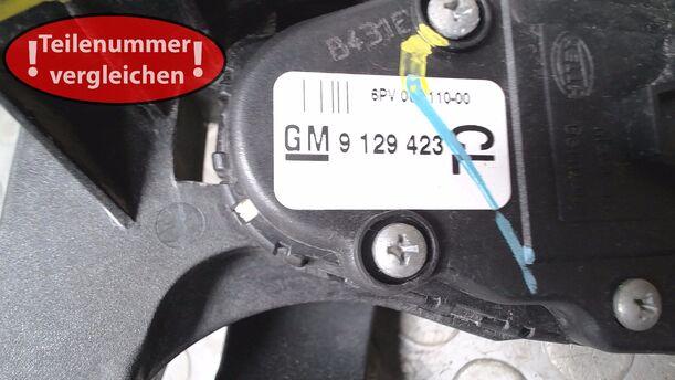 Foto: GASPEDAL eines Opel Corsa 1.2 16V