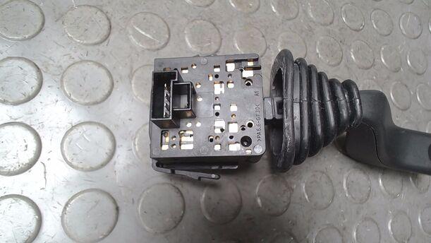 Foto: BLINKSCHALTER/ KOMBISCHALTER eines Opel Corsa 1.2 16V
