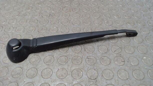 Foto: SCHEIBENWISCHERARM HINTEN eines Audi A3 1.6