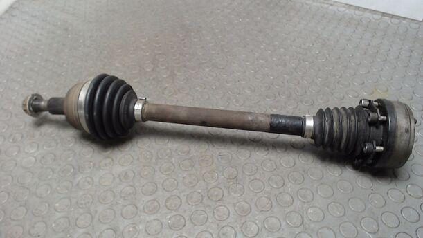 Foto: ANTRIEBSWELLE LINKS eines Audi A3 1.6