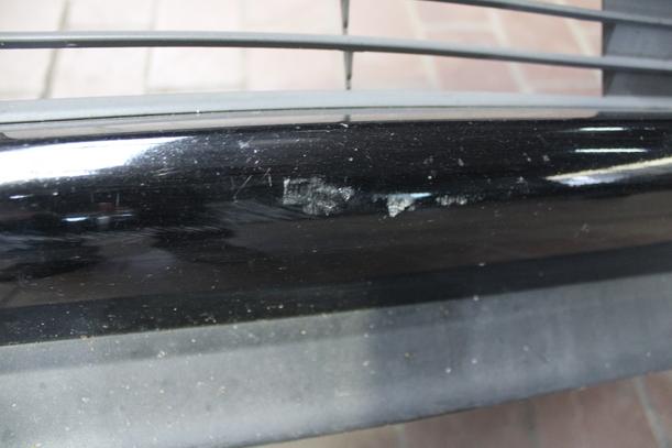 Foto: STOSSFÄNGER/ STOßSTANGE VORN ( FACELIFT OHNE KÜHLERGRILL ) eines Opel Corsa 16V