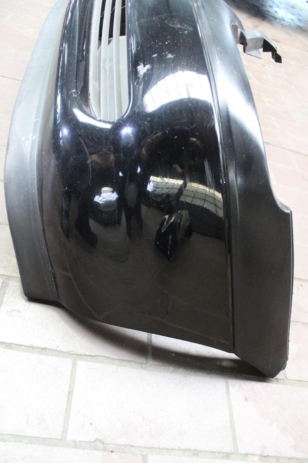 Foto: STOSSFÄNGER/ STOßSTANGE VORN ( FACELIFT OHNE KÜHLERGRILL ) eines Opel Corsa 16V