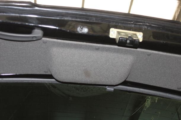Foto: HECKKLAPPE/ HECKDECKEL ( 4/5 TÜRER ) eines Opel Corsa 16V