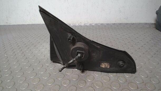 Foto: AUSSENSPIEGEL MECHANISCH VERSTELLBAR LINKS ( UNLACKIERT ) eines Opel Corsa 16V