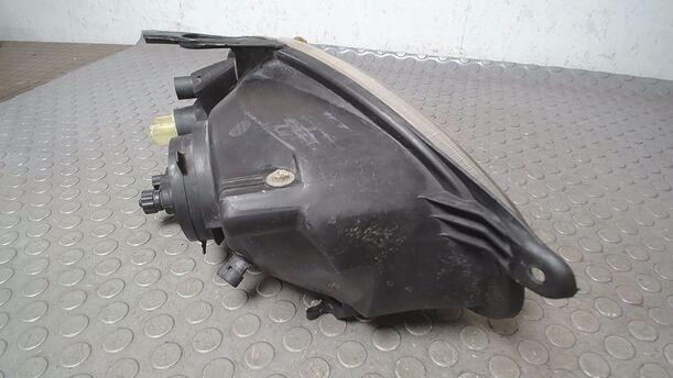 Foto: SCHEINWERFER LINKS ( VALEO ) eines Opel Corsa 16V