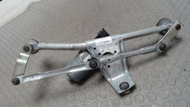 Foto: SCHEIBENWISCHERMOTOR VORN eines Peugeot 206+ 60