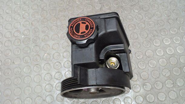 Foto: PUMPE SERVOLENKUNG / SERVOPUMPE eines Peugeot 206+ 60