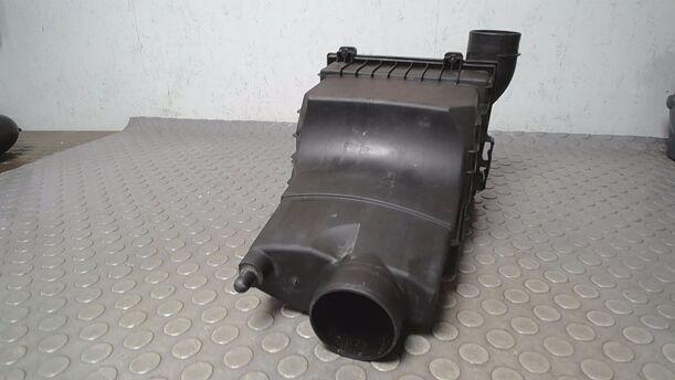 Foto: LUFTFILTERKASTEN NFU eines Peugeot 206 CC 110