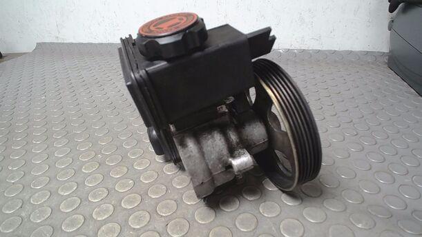 Foto: SERVOPUMPE/ PUMPE SERVOLENKUNG eines Peugeot 206 CC 110