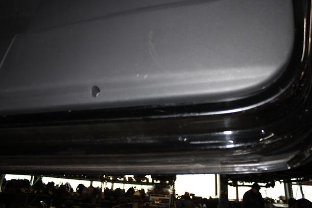 Foto: TÜR LINKS ( LACKIERUNGSBEDÜRFTIG ) eines VW Fox 1.2