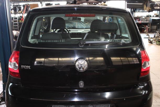 Foto: HECKKLAPPE/ HECKDECKEL eines VW Fox 1.2