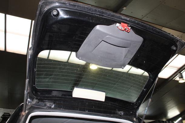 Foto: HECKKLAPPE/ HECKDECKEL eines VW Fox 1.2