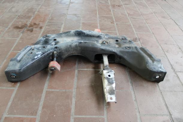 Foto: VORDERACHSE/ ACHSE VORN eines VW Fox 1.2