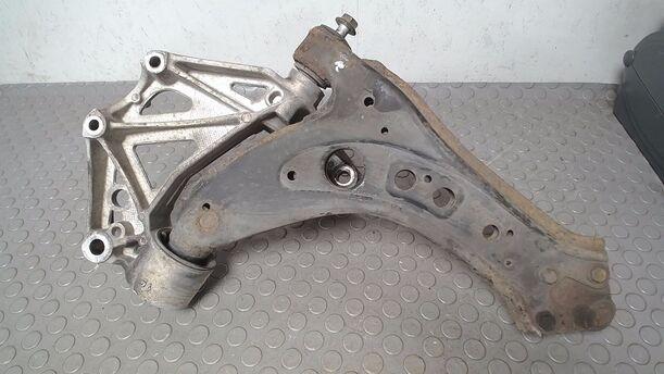 Foto: QUERLENKER VORN LINKS eines VW Fox 1.2
