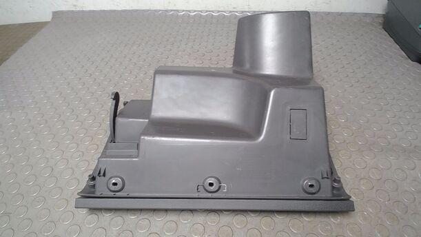 Foto: HANDSCHUHFACH eines VW Fox 1.2