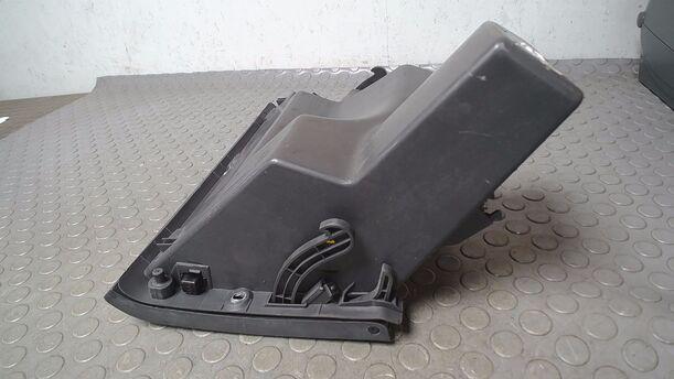 Foto: HANDSCHUHFACH eines VW Fox 1.2