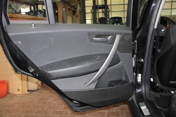 Foto: TÜR HINTEN LINKS eines BMW X3 3.0d