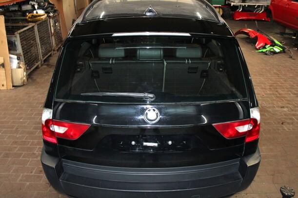 Foto: HECKKLAPPE/ HECKDECKEL eines BMW X3 3.0d
