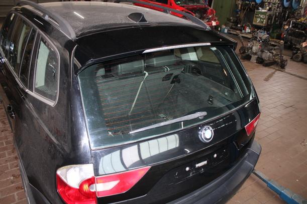 Foto: HECKKLAPPE/ HECKDECKEL eines BMW X3 3.0d