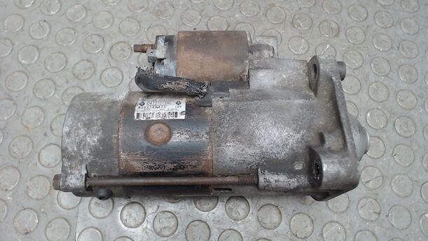 Foto: ANLASSER / STARTER eines Chrysler Grand Voyager 2.5 CRD