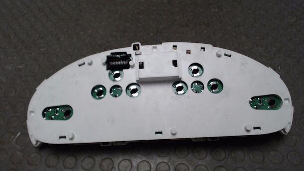 Foto: TACHOEINHEIT / KOMBIINSTRUMENT eines Chrysler Grand Voyager 2.5 CRD