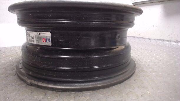 Foto: STAHLFELGE 5,5X14 ET24 eines Peugeot 206+ 60
