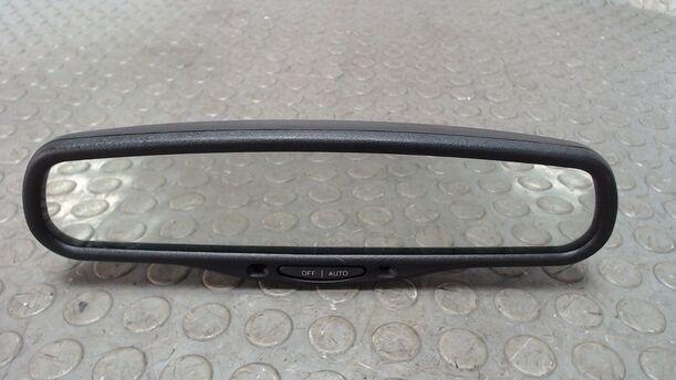 Foto: INNENSPIEGEL eines Chrysler Grand Voyager 2.5 CRD