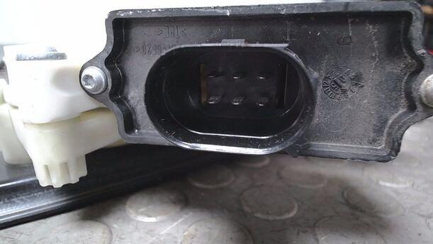Foto: FENSTERHEBER ELEKTRISCH VORN RECHTS eines BMW X3 3.0d