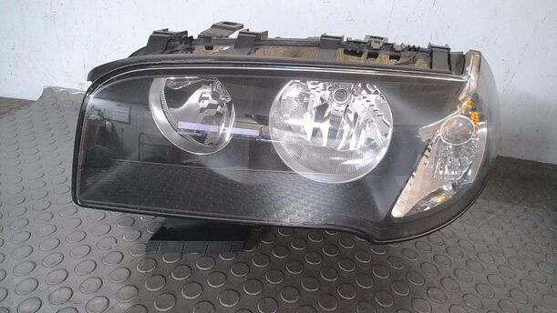Foto: SCHEINWERFER LINKS eines BMW X3 3.0d