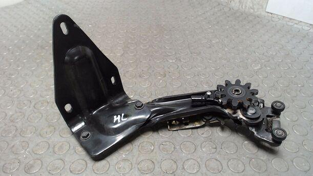 Foto: SCHIEBETÜR FÜHRUNGSROLLE HINTEN LINKS eines Chrysler Grand Voyager 2.5 CRD