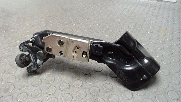 Foto: SCHIEBETÜR FÜHRUNGSROLLE HINTEN LINKS eines Chrysler Grand Voyager 2.5 CRD