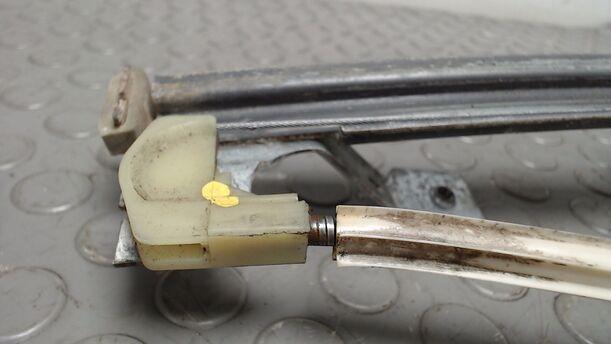 Foto: FENSTERHEBER VORN LINKS eines Chrysler Grand Voyager 2.5 CRD