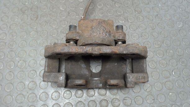 Foto: BREMSSATTEL VORN LINKS eines Chrysler Grand Voyager 2.5 CRD