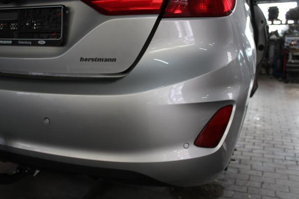 Foto: STOSSFÄNGER / STOßSTANGE HINTEN eines Ford Fiesta 1.0 EcoBoost S&S Aut.