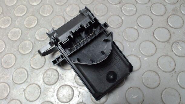 Foto: OBD STEUERGERÄT / SMART DATENVERBINDUNG eines Ford Fiesta 1.0 EcoBoost S&S Aut.