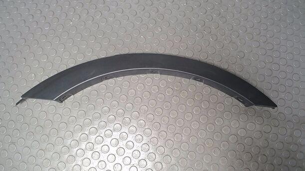Foto: RADLAUFBLENDE HINTEN LINKS eines BMW X3 3.0d