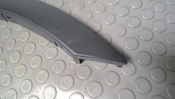 Foto: RADLAUFBLENDE HINTEN LINKS eines BMW X3 3.0d
