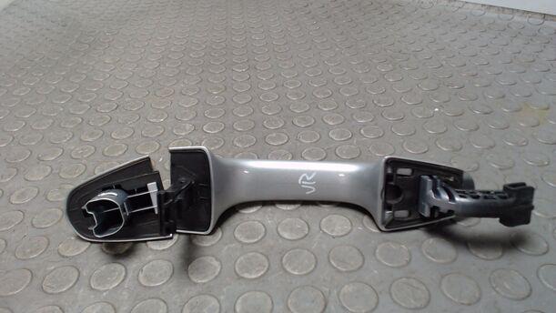 Foto: AUSSENGRIFF VORN RECHTS eines Ford Fiesta 1.0 EcoBoost S&S Aut.