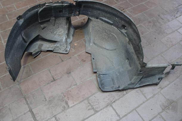 Foto: RADHAUSSCHALE/ INNENRADHAUS VORN LINKS eines Mercedes-Benz A 150