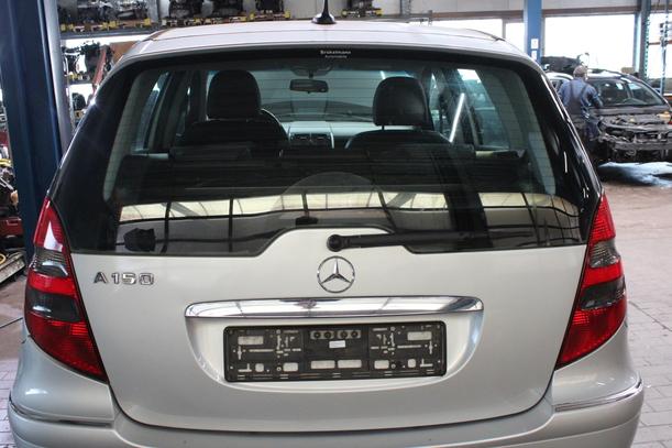 Foto: HECKKLAPPE/ HECKDECKEL eines Mercedes-Benz A 150