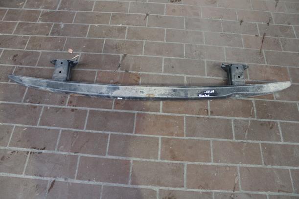 Foto: VERSTÄRKUNG HINTEN eines Mercedes-Benz A 150