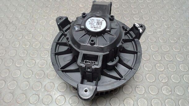 Foto: HEIZUNGSGEBLÄSE MIT WIDERSTAND eines Ford Fiesta 1.0 EcoBoost S&S Aut.