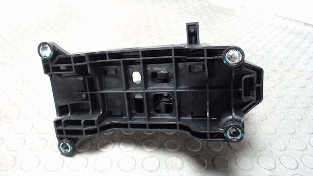 Foto: SCHALTHEBEL / WÄHLHEBEL eines Ford Fiesta 1.0 EcoBoost S&S Aut.