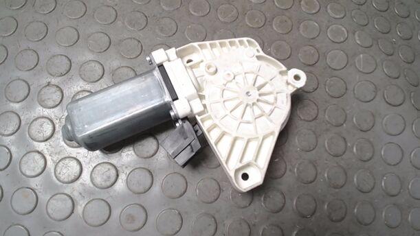 Foto: FENSTERHEBERMOTOR VORN LINKS eines Mercedes-Benz A 150