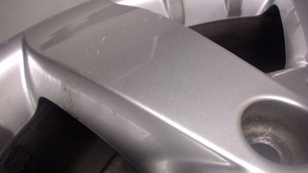 Foto: ALUFELGE 8X18 ET60 eines Mercedes-Benz ML 280 CDI 4Matic 7G-TRONIC DPF